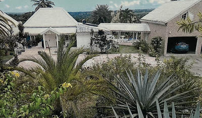 Maison - 250 m² - 5 pièces