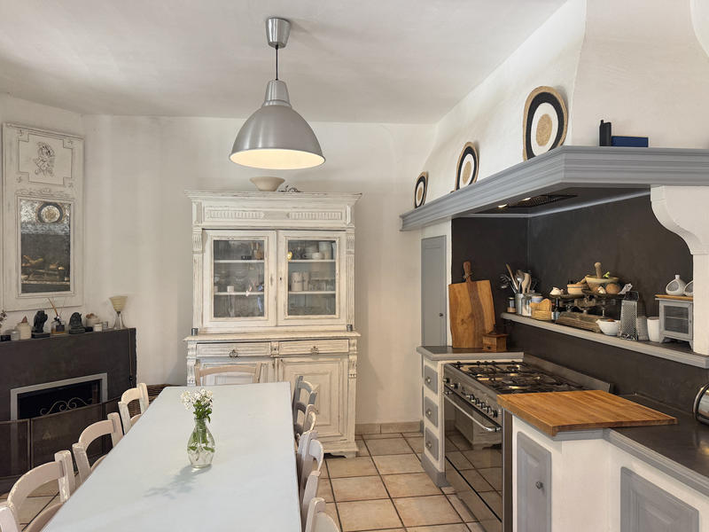 Mas - 225 m² - 10 pièces