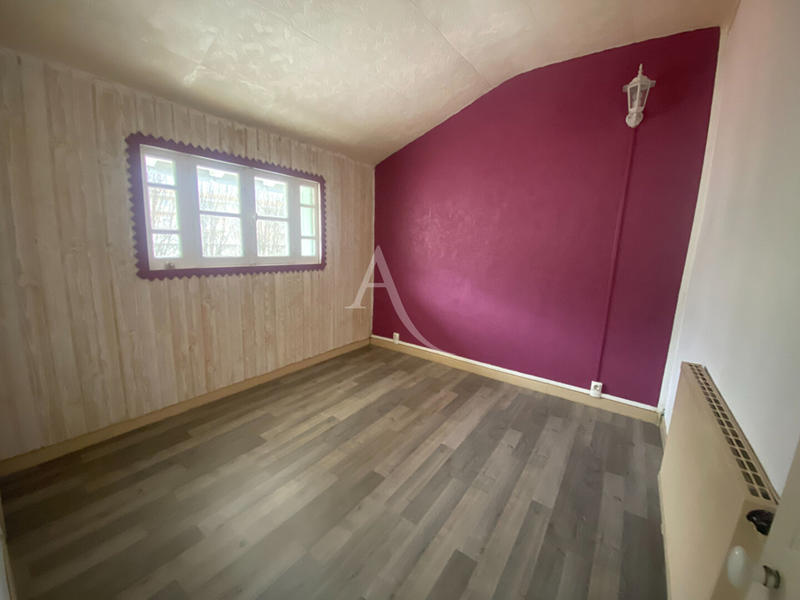 Maison - 74 m² - 5 pièces