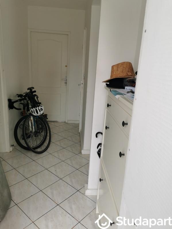 Chambre - 12 m² - 1 pièce