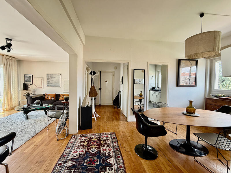 Appartement - 105 m² - 5 pièces