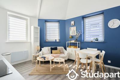 Chambre - 9 m² - 1 pièce