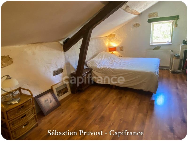 Maison en pierre - 140 m² - 5 pièces