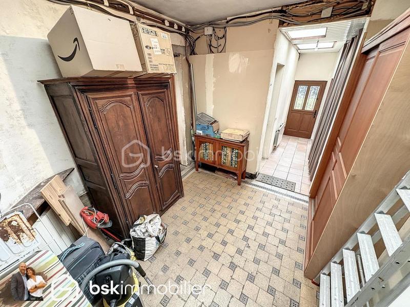 Maison - 212 m² - 7 pièces