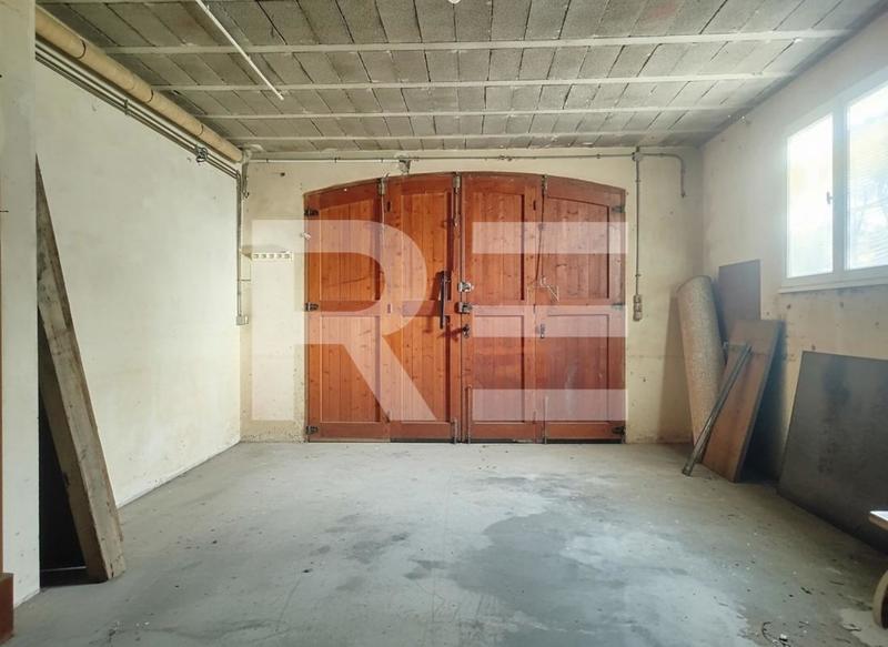 Maison - 184 m² - 7 pièces