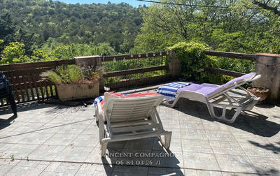 Maison - 80 m² - 6 pièces