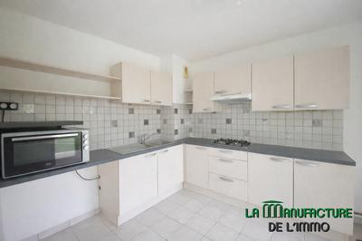 Appartement - 79 m² - 4 pièces