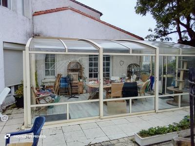 Maison - 180 m² - 7 pièces