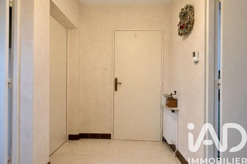 Appartement - 77 m² - 3 pièces