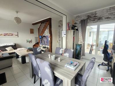 Maison - 106 m² - 5 pièces