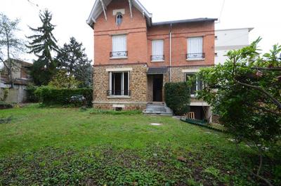 Propriété - 114 m² - 5 pièces