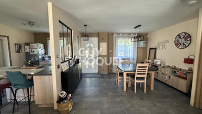 Maison - 130 m² - 5 pièces