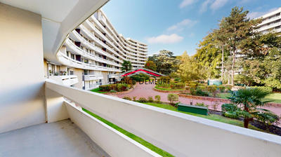 Appartement - 106 m² - 5 pièces