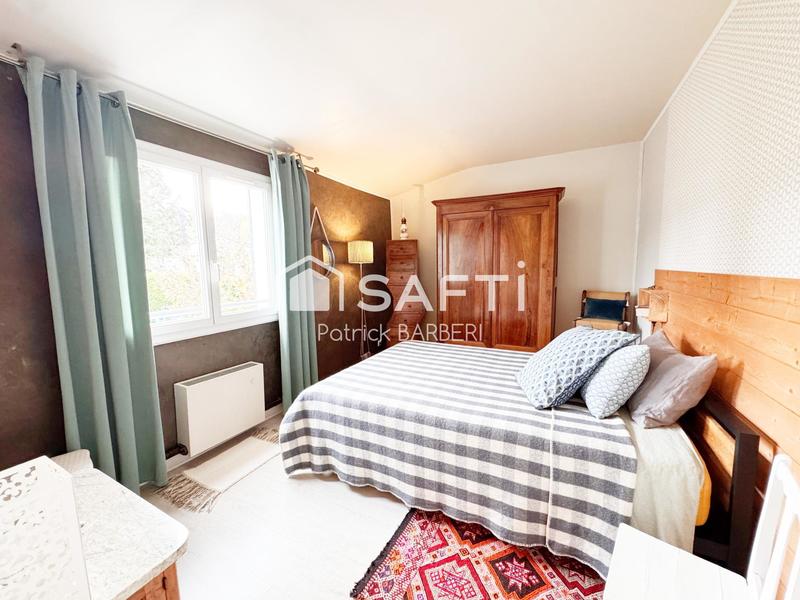 Maison - 96 m² - 5 pièces