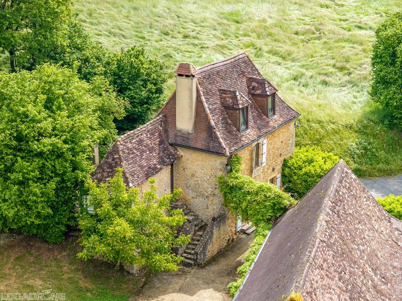 Maison traditionnelle - 126 m² - 6 pièces