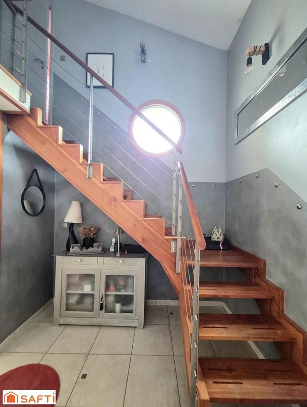 Maison - 172 m² - 7 pièces