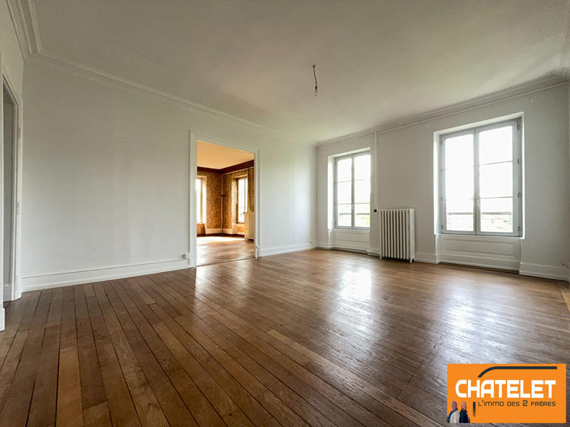 Appartement - 157 m² - 5 pièces