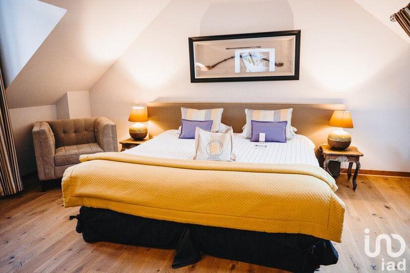 Local commercial - 1 200 m²