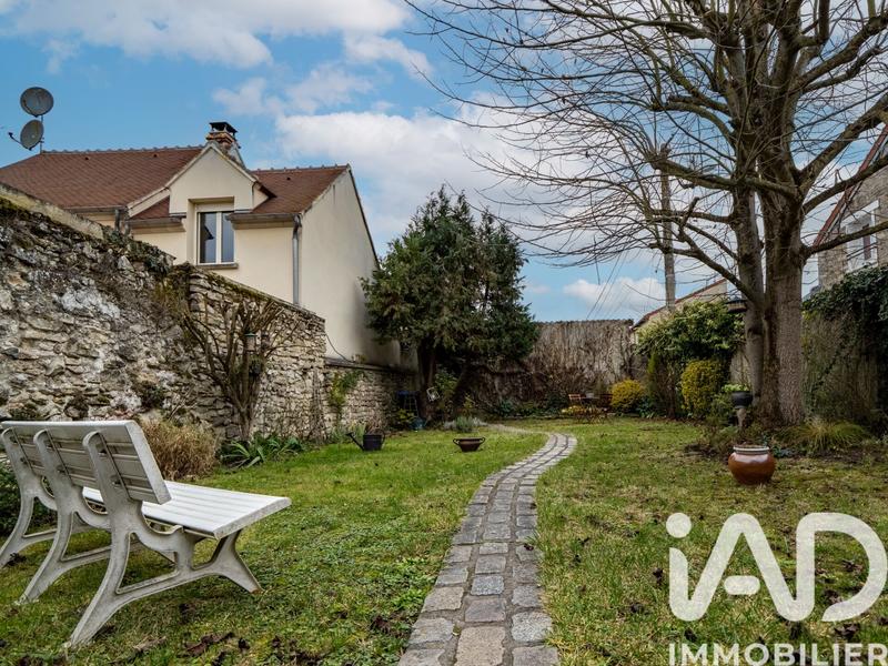 Maison - 122 m² - 4 pièces