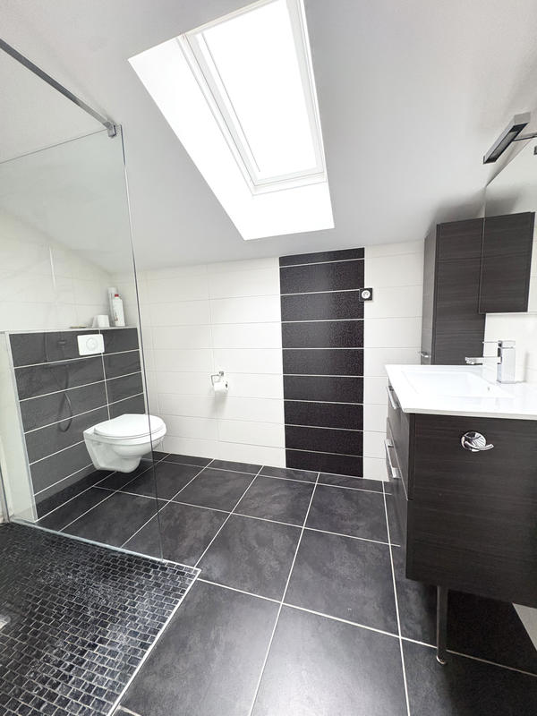 Maison - 95 m² - 4 pièces