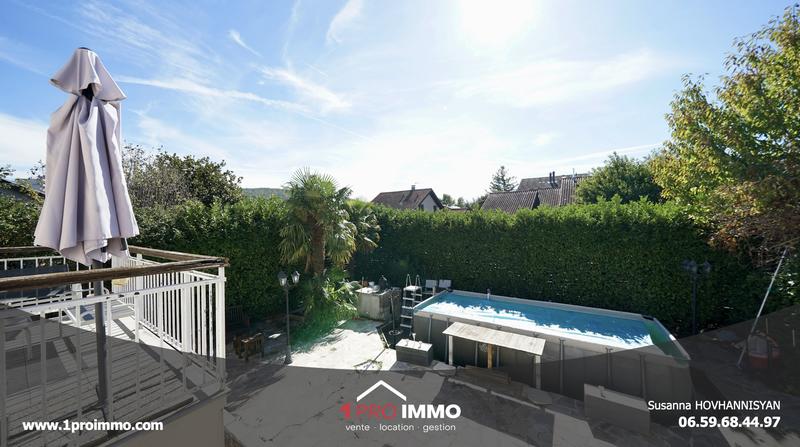 Maison - 184 m² - 7 pièces