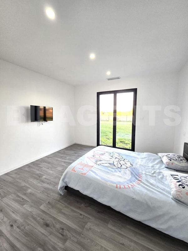 Maison - 145 m² - 5 pièces