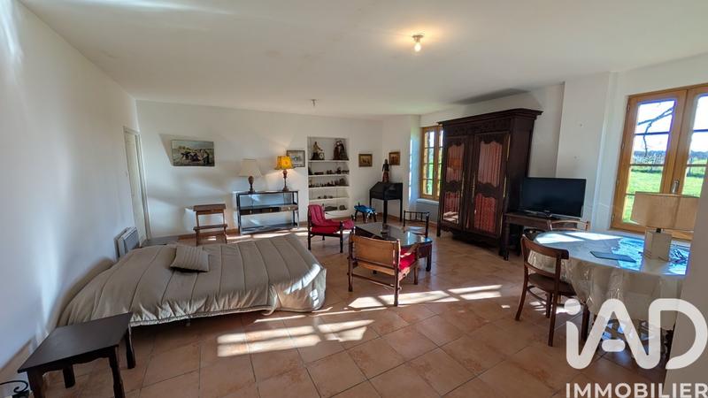 Maison - 160 m² - 7 pièces