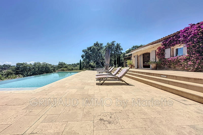 Villa - 185 m² - 6 pièces