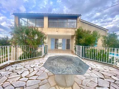 Maison - 130 m² - 10 pièces