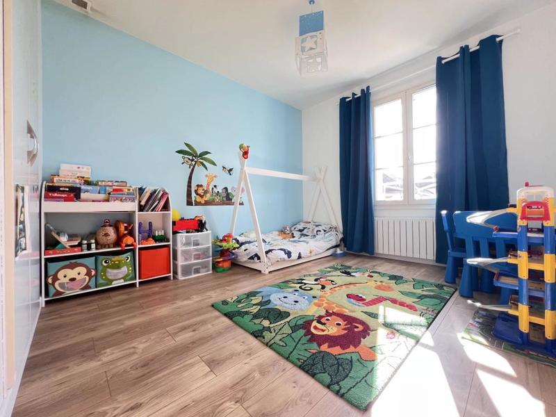 Maison - 160 m² - 8 pièces