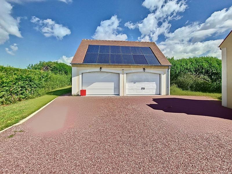 Maison - 327 m² - 9 pièces