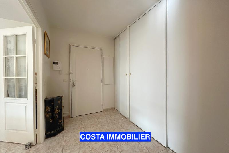 Appartement - 70 m² - 2 pièces