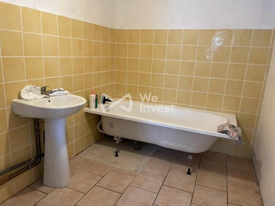 Maison - 190 m² - 14 pièces