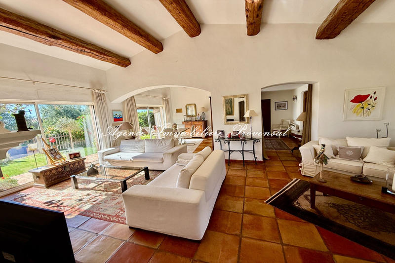 Maison - 167 m² - 6 pièces