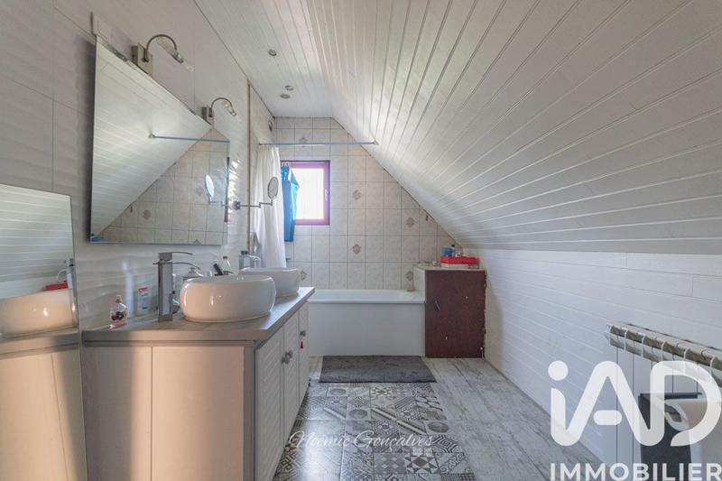 Maison - 90 m² - 6 pièces