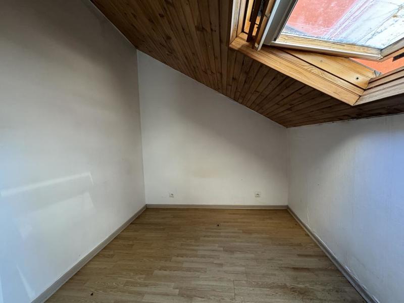 Immeuble - 75 m² - 5 pièces