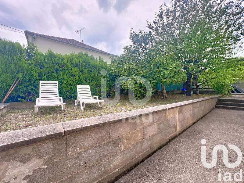 Maison - 177 m² - 7 pièces