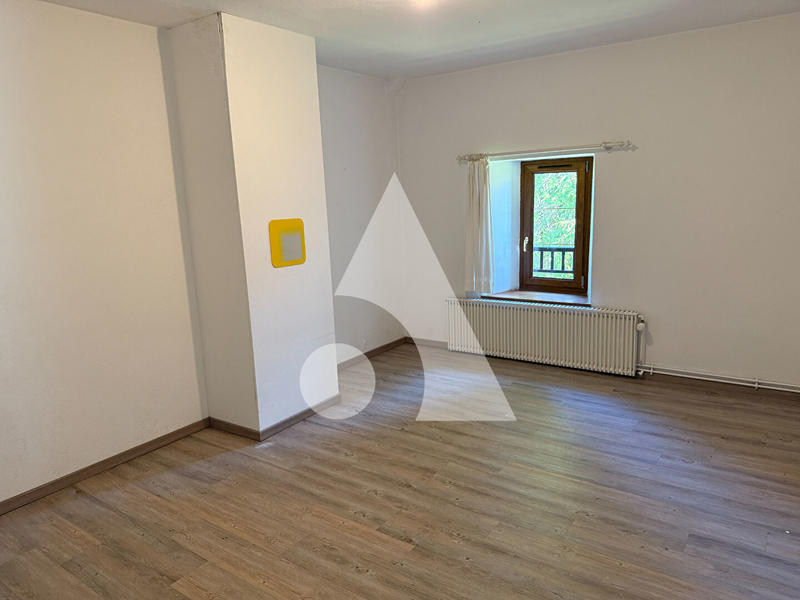 Maison - 189 m² - 7 pièces