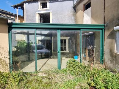 Maison - 266 m² - 5 pièces