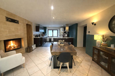 Appartement - 94 m² - 4 pièces