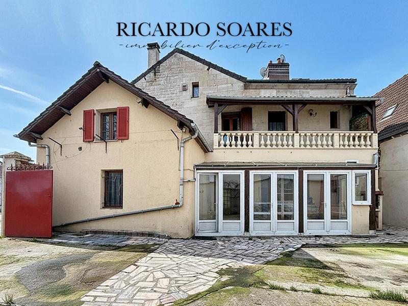 Maison - 160 m² - 7 pièces