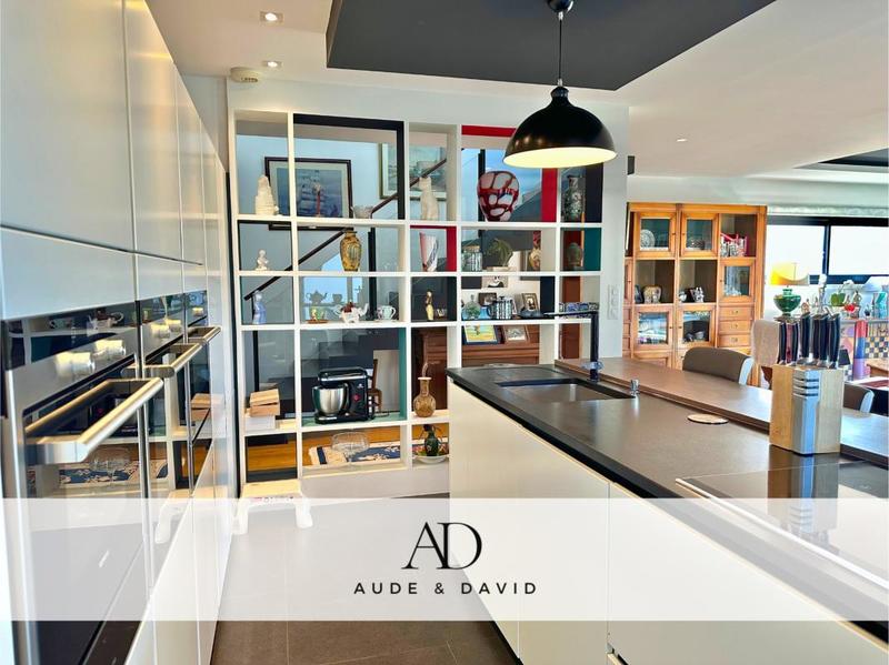 Maison - 186 m² - 6 pièces