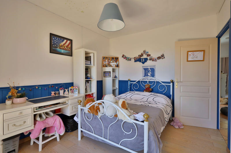 Maison - 185 m² - 6 pièces