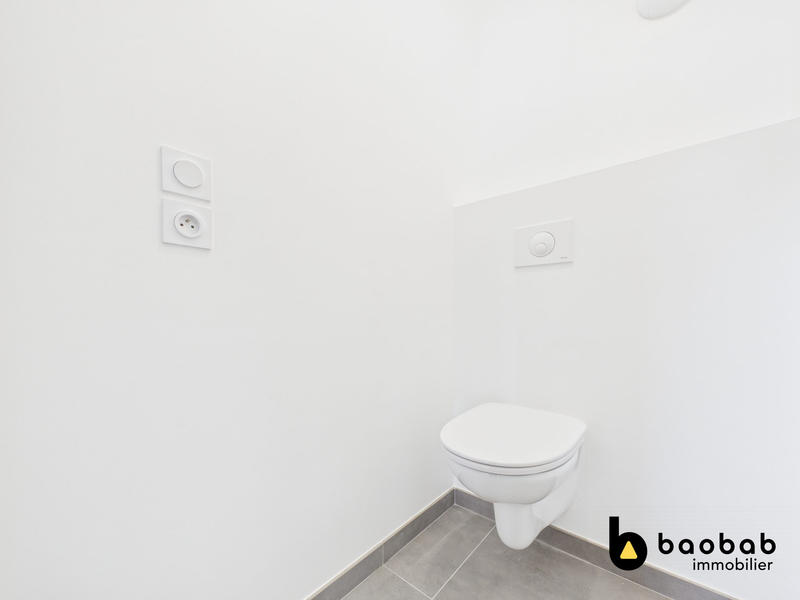 Appartement - 94 m² - 4 pièces