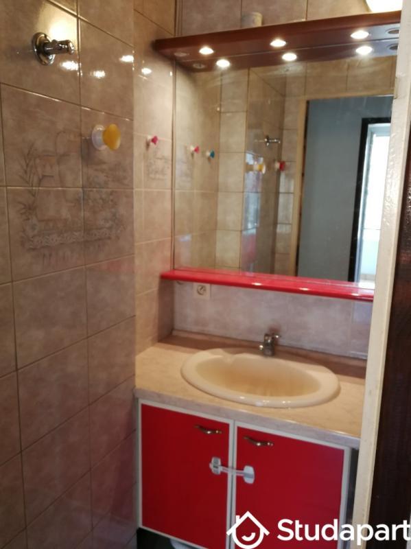 Chambre - 12 m² - 1 pièce