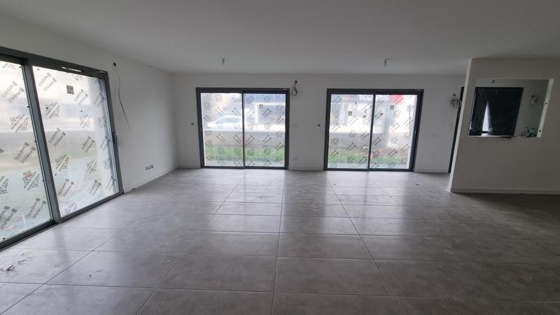 Maison - 174 m² - 7 pièces