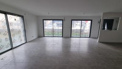 Maison - 174 m² - 7 pièces