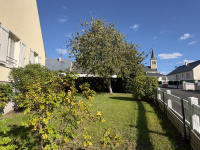 Maison - 94 m² - 5 pièces