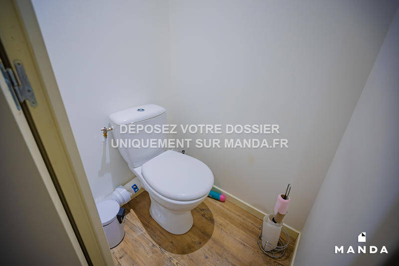 Chambre - 11 m² - 5 pièces