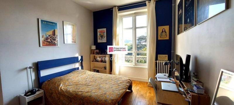 Maison - 190 m² - 8 pièces